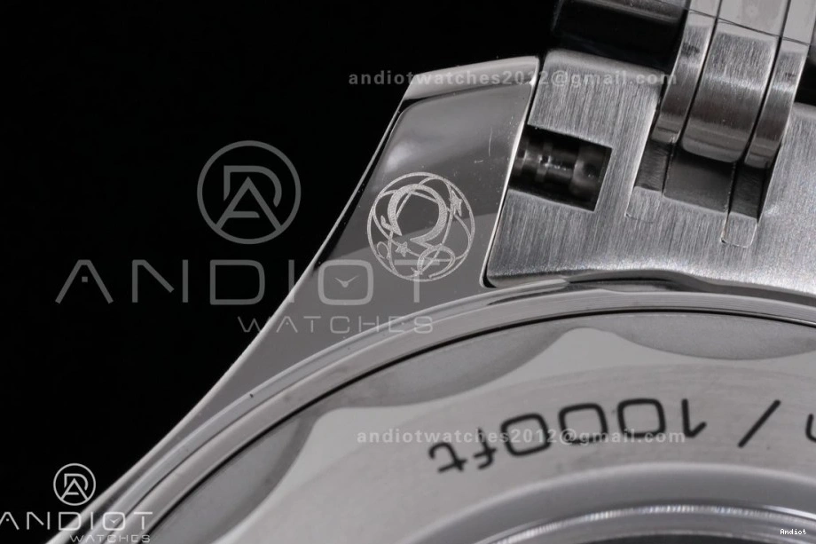 Ceramic Green V4 On Dial 1:1 Bracelet 8800 Edition Super Seamaster Green Bezel Asian Clone SS 300M Diver VSF Best 1222